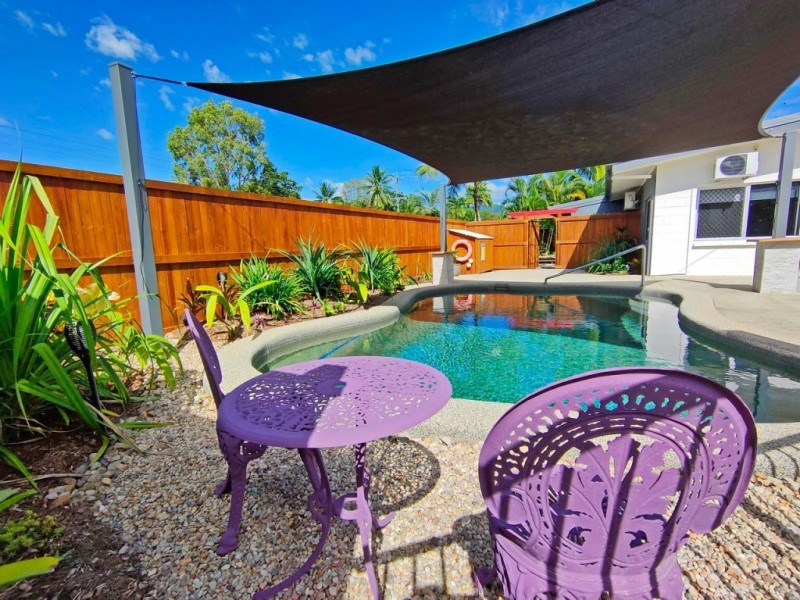 10 Centaur Street, Trinity Park QLD 4879