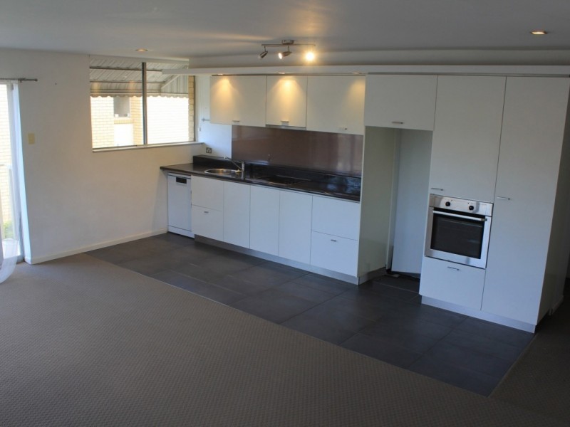 2/12 Bonney Ave, Clayfield QLD 4011