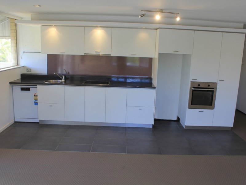 2/12 Bonney Ave, Clayfield QLD 4011