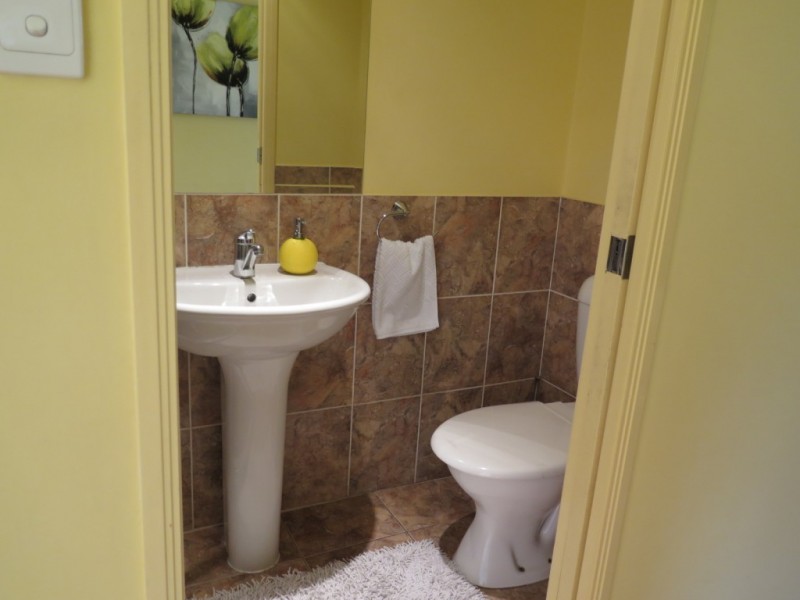 2/10 Bradford Street, Labrador QLD 4215