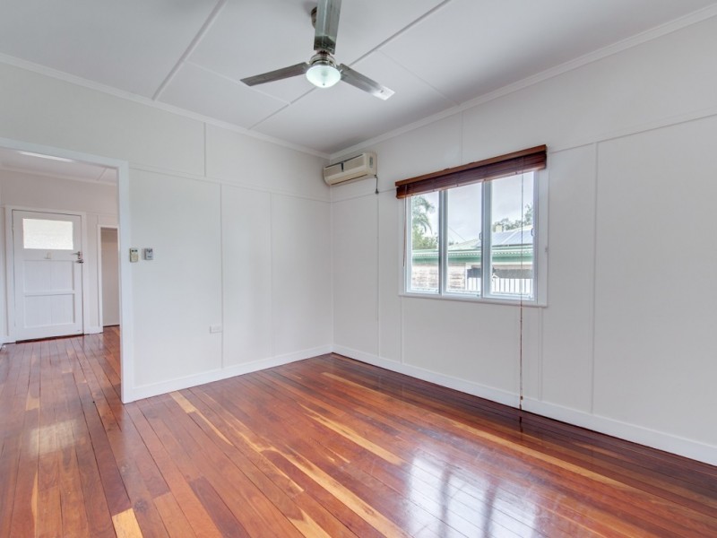 9 Pommer Street, Brassall QLD 4305