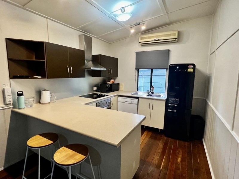 20 Ninth Avenue, Railway Estate QLD 4810