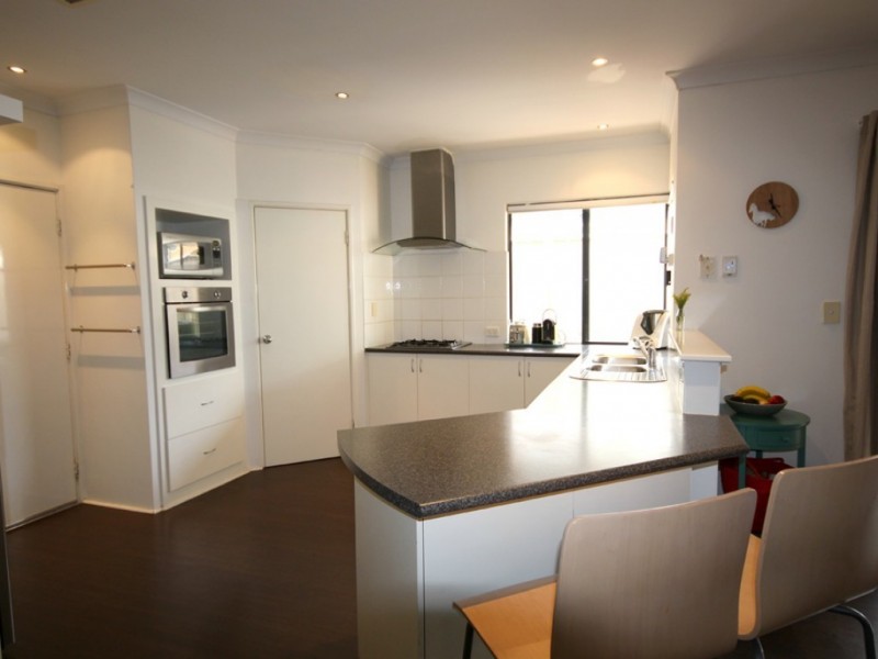 77 Bluestone Parkway, Secret Harbour WA 6173