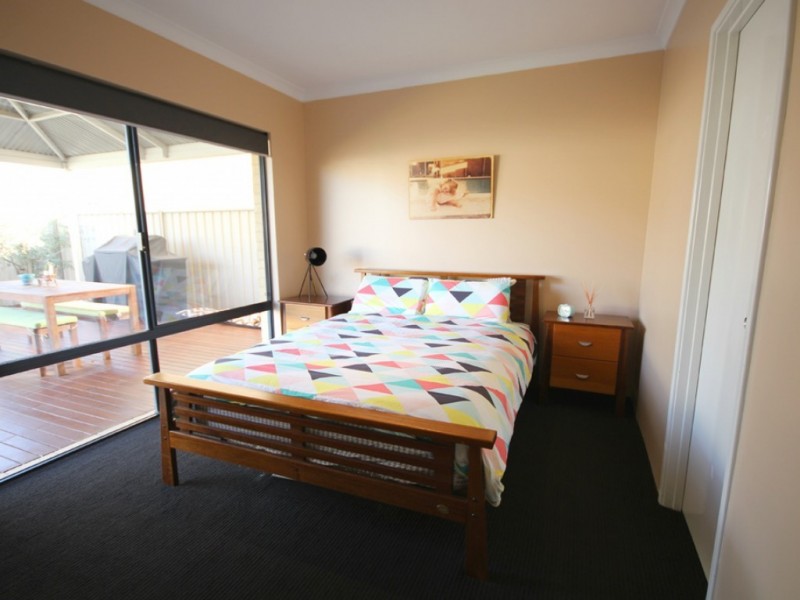 77 Bluestone Parkway, Secret Harbour WA 6173