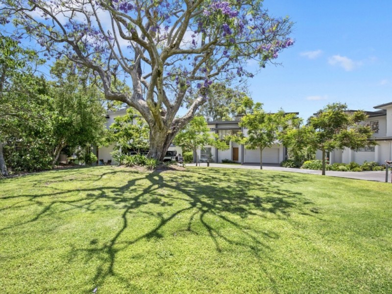 3/133 Benowa Rd, Southport QLD 4215