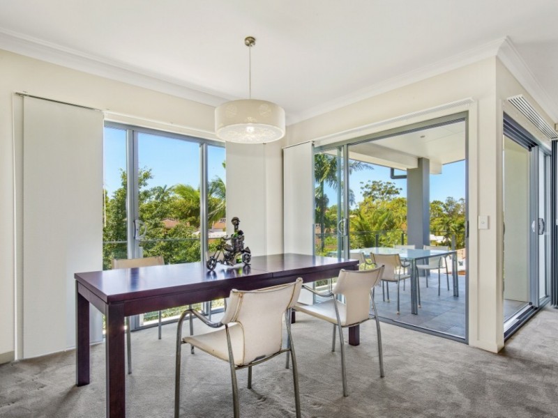 3/133 Benowa Rd, Southport QLD 4215