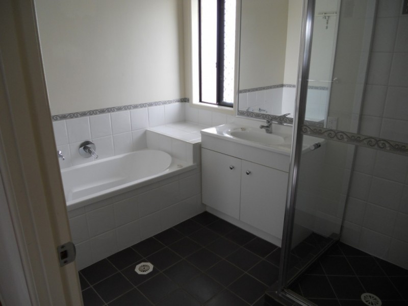 24 Blackwood Road, Margate QLD 4019