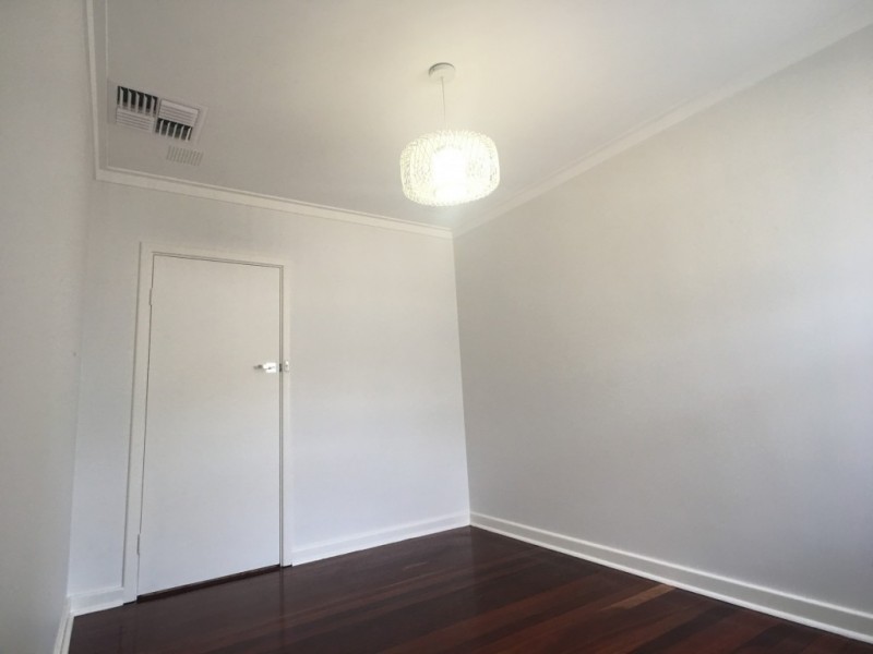 10 Dewey Street, Shelley WA 6148