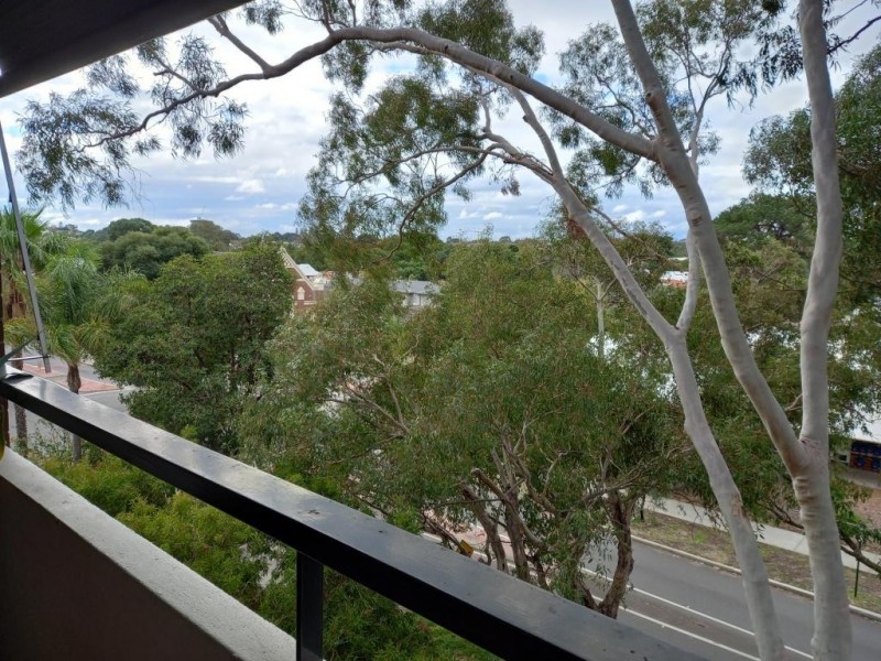 36/143 Onslow Road, Shenton Park WA 6008