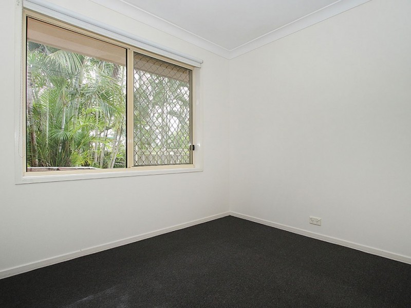 6 Simpson Ct, Goodna QLD 4300