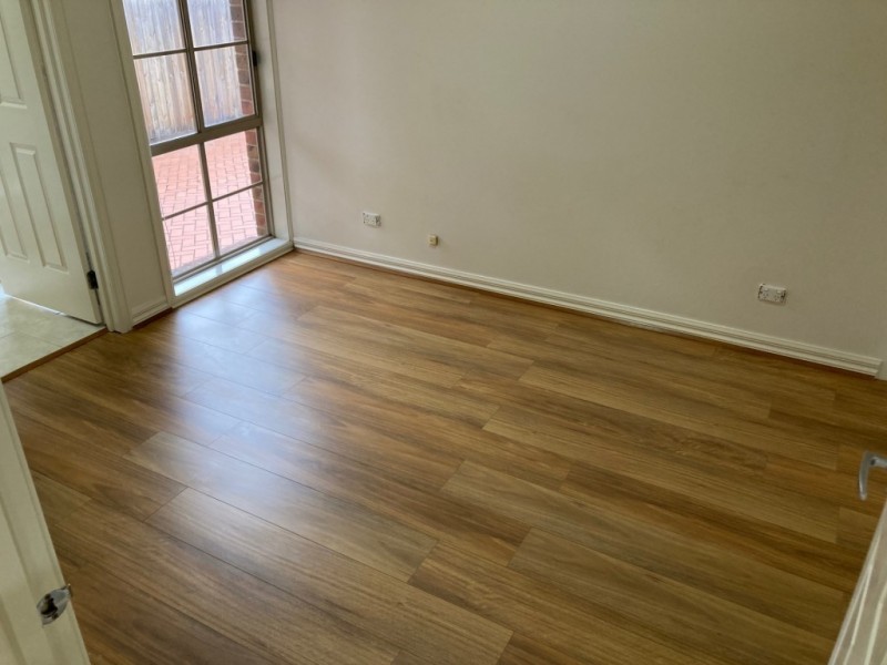 1/157 Deakin St, Essendon VIC 3040