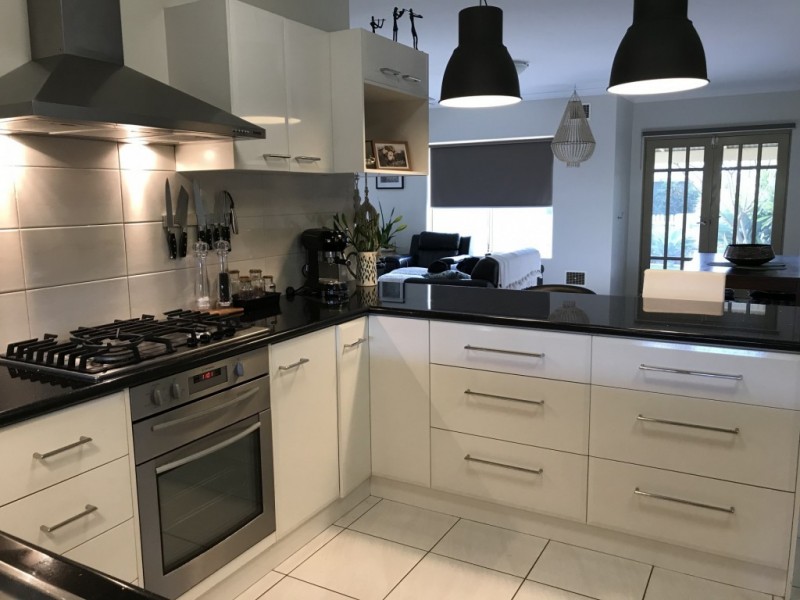 4 Periwinkle Street, Drummond Cove WA 6532