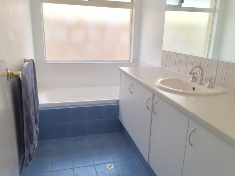 37 Sunstone Drive, Wellard WA 6170