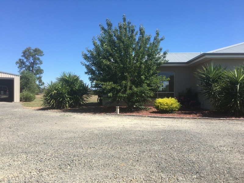 74 Murray Road, Benalla VIC 3672