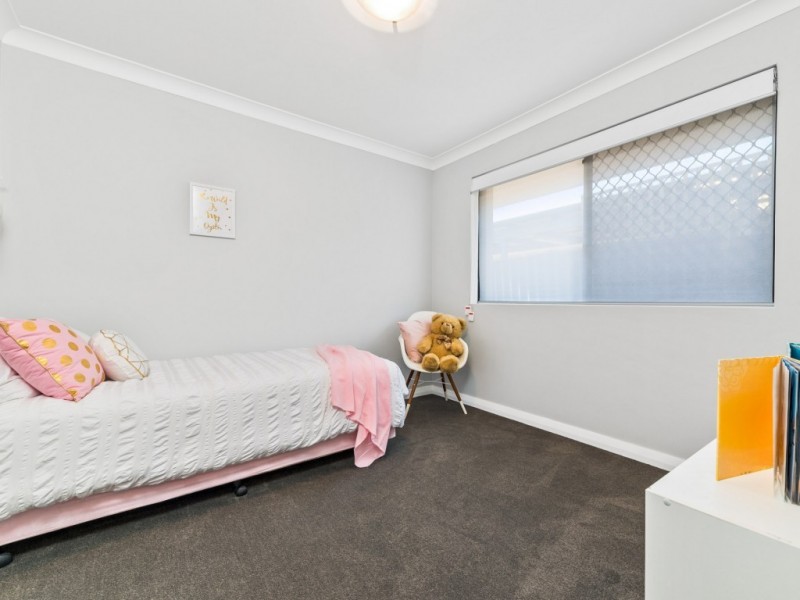 8 Mayo Court, Parkwood WA 6147