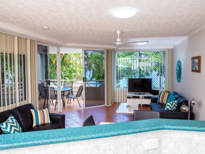 1/57 Vasey Esplanade, Trinity Beach QLD 4879