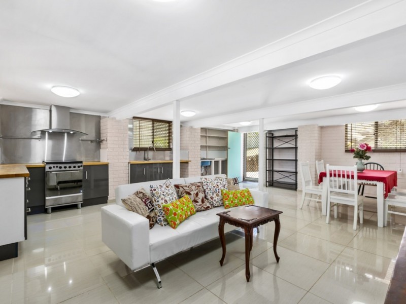 6 Tora Street, Rochedale South QLD 4123