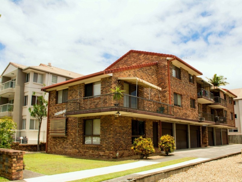 2/76 Brighton Street, Biggera Waters QLD 4216