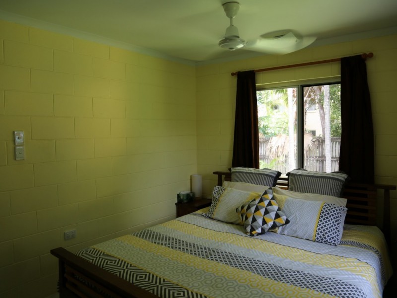 8 Trochus Close, Trinity Beach QLD 4879