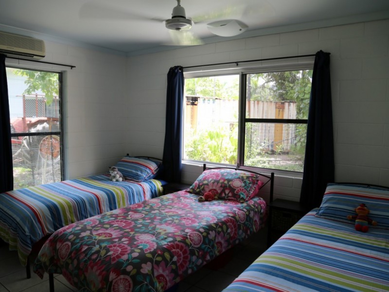 8 Trochus Close, Trinity Beach QLD 4879