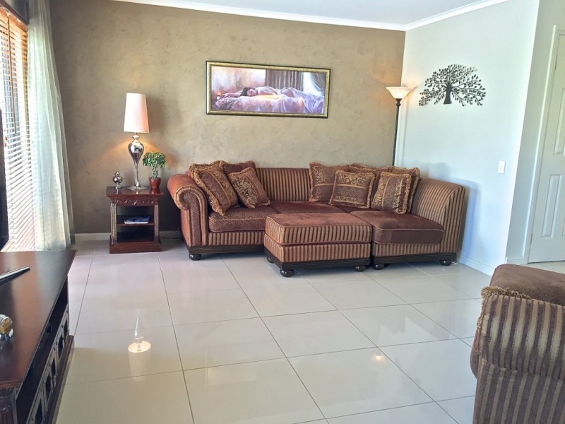 8890 Magnolia Drive East, Hope Island QLD 4212