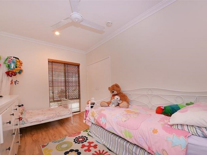 9 Antrim Court, Woodvale WA 6026