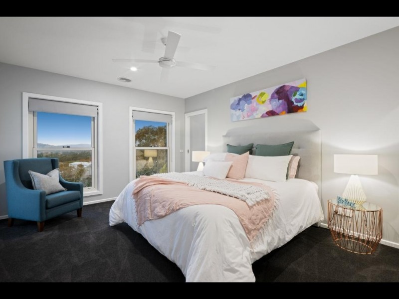 6 Kingswood Way, West Wodonga VIC 3690