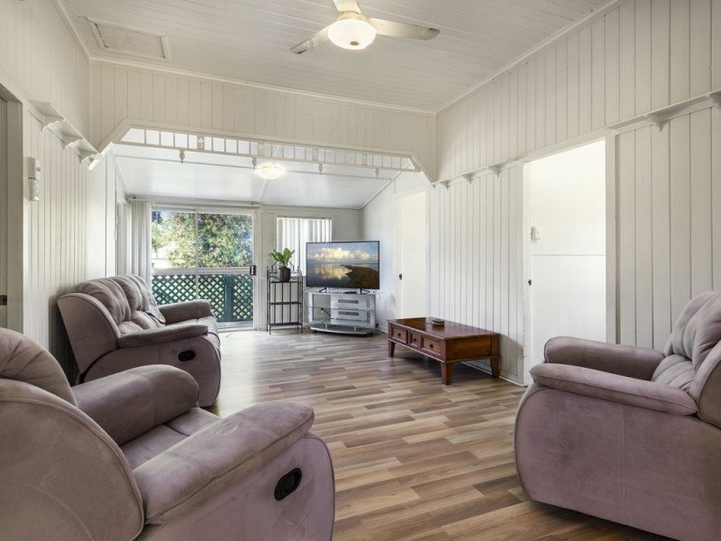 4 Puller Street, Granville QLD 4650