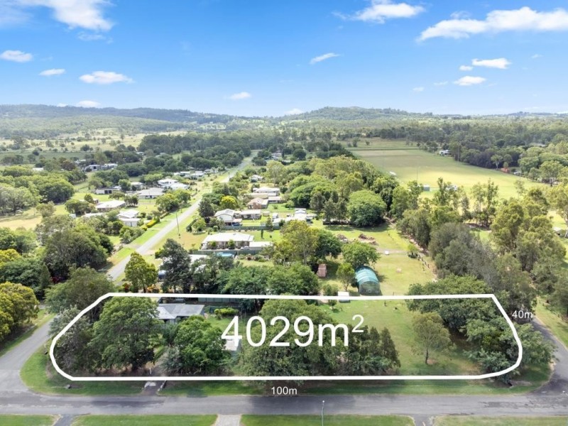 22 Adelong Avenue, Thagoona QLD 4306