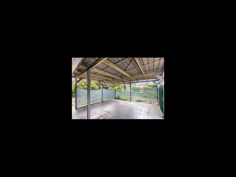 22 Adelong Avenue, Thagoona QLD 4306