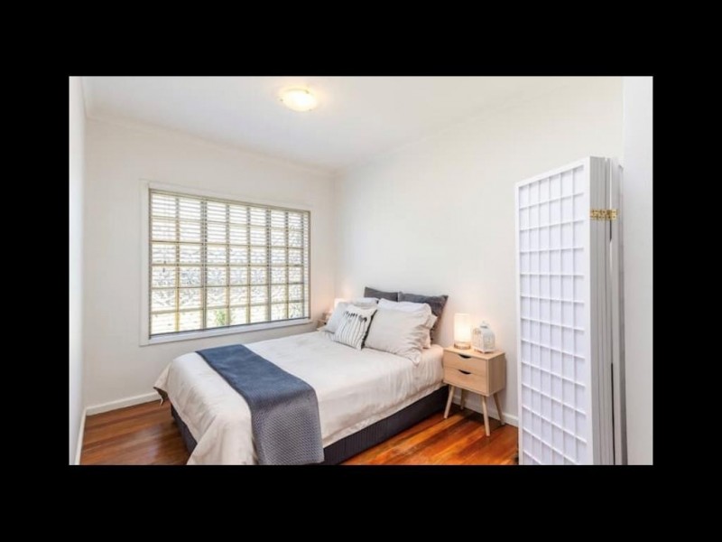 8 Ozone Avenue, Seaford VIC 3198