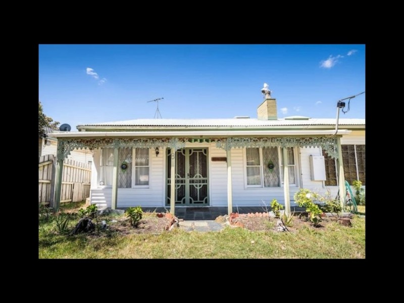8 Ozone Avenue, Seaford VIC 3198