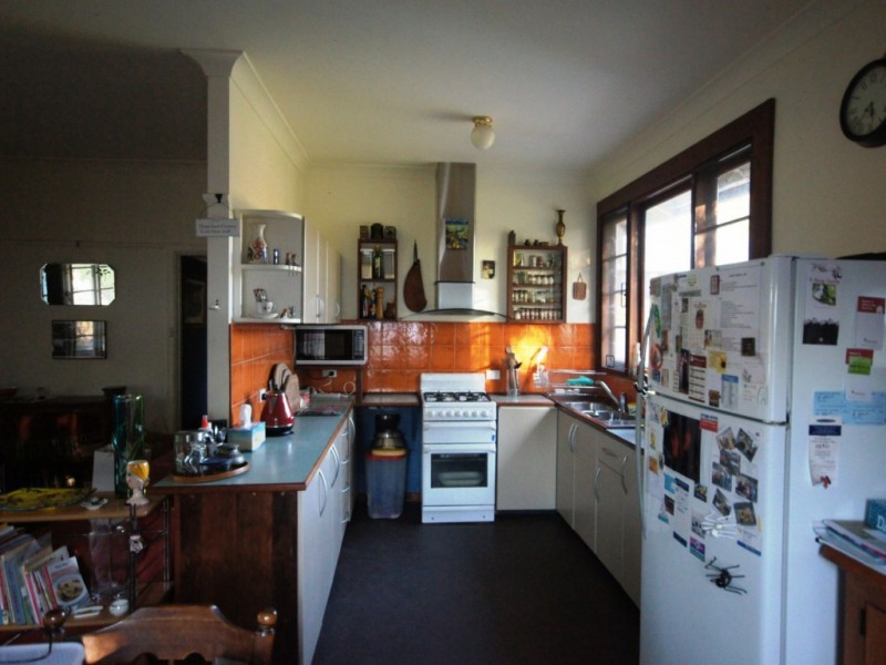 97 Brooking Street, Beverley WA 6304