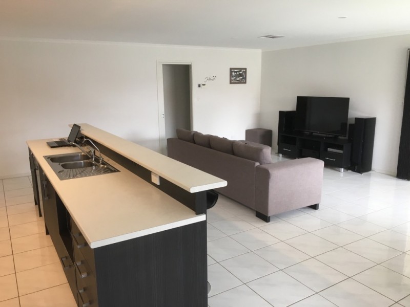 12 Highgrove Court, Andrews Farm SA 5114