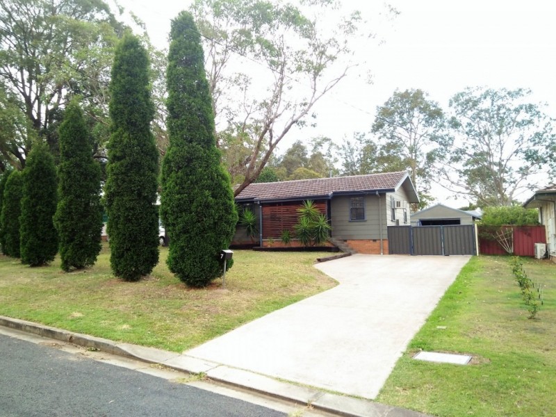 7 Finney Close, Rutherford NSW 2320