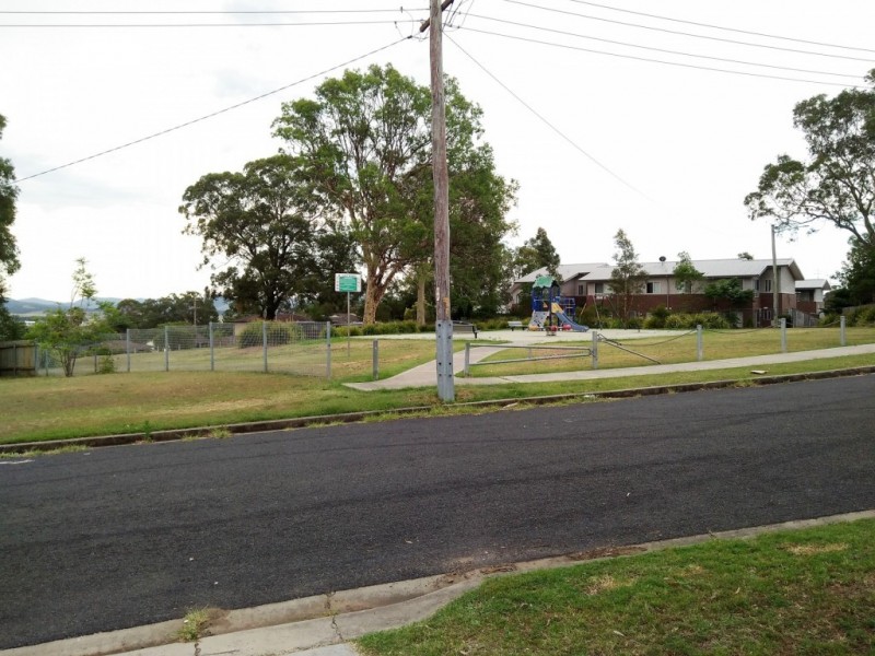 7 Finney Close, Rutherford NSW 2320