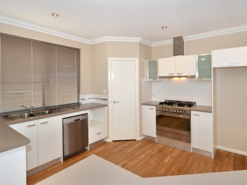 5 Heather Way, Spencer Park WA 6330