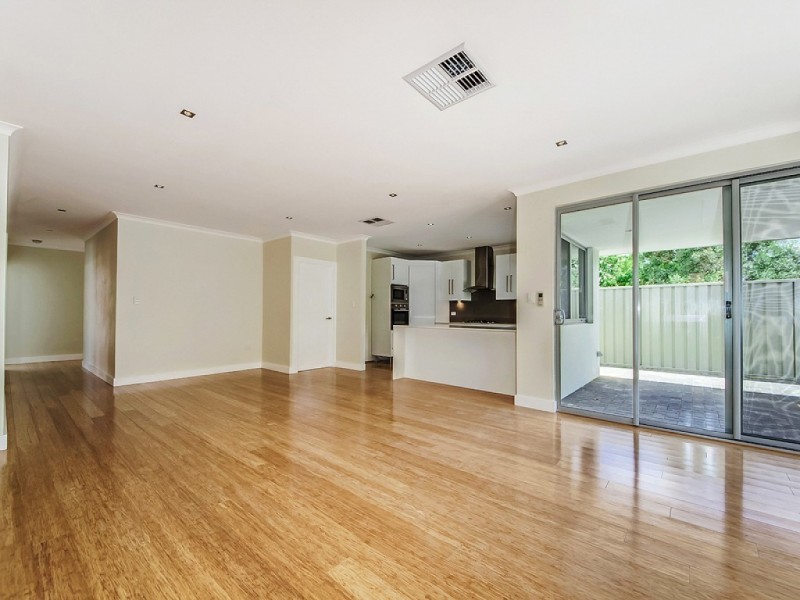 213A Huntriss Road, Doubleview WA 6018