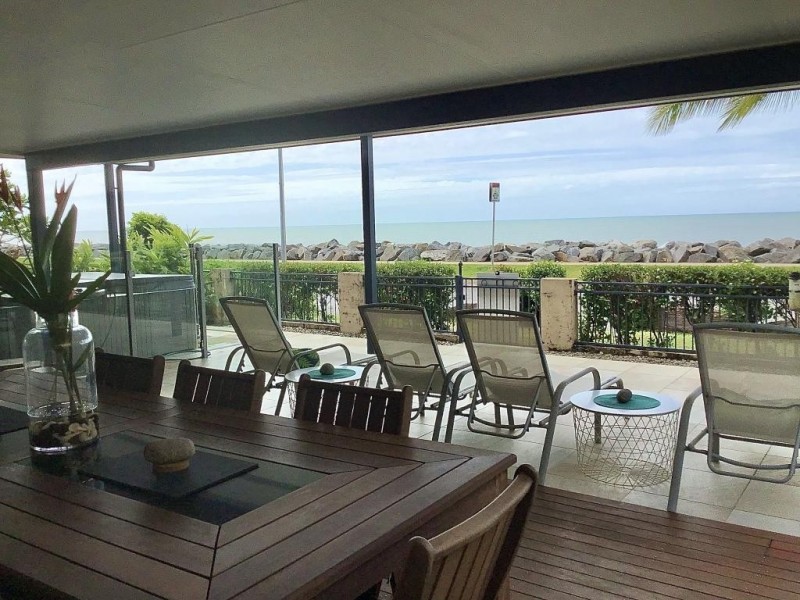 Machans Beach QLD 4878