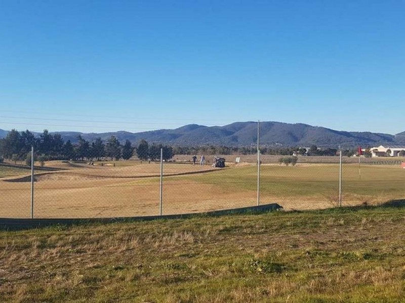 6 Rodeo Drive, Hillvue NSW 2340