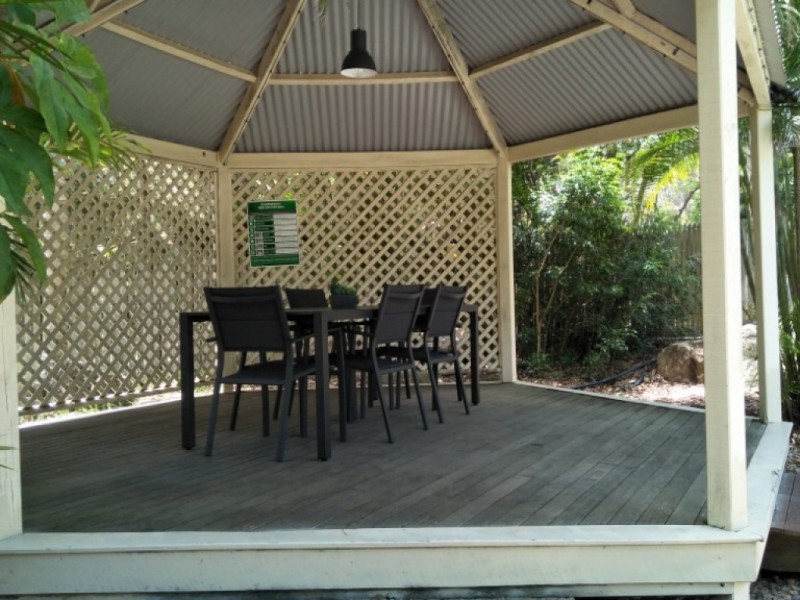 60 Bayley Road, Pine Mountain QLD 4306