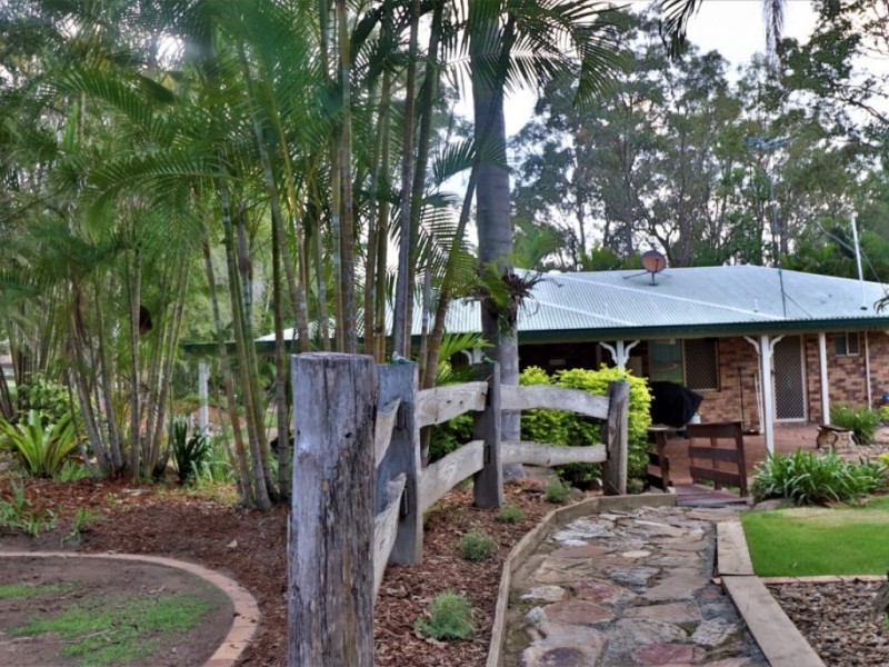 60 Bayley Road, Pine Mountain QLD 4306