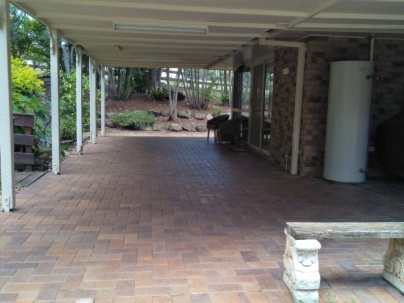 60 Bayley Road, Pine Mountain QLD 4306