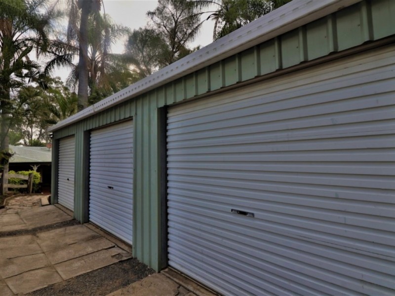 60 Bayley Road, Pine Mountain QLD 4306