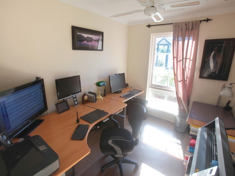 33 Sandalwood Drive, Greenwood WA 6024