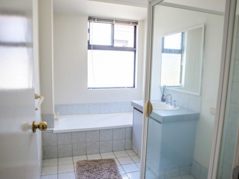 6. Tekapo Lane, Ballajura WA 6066