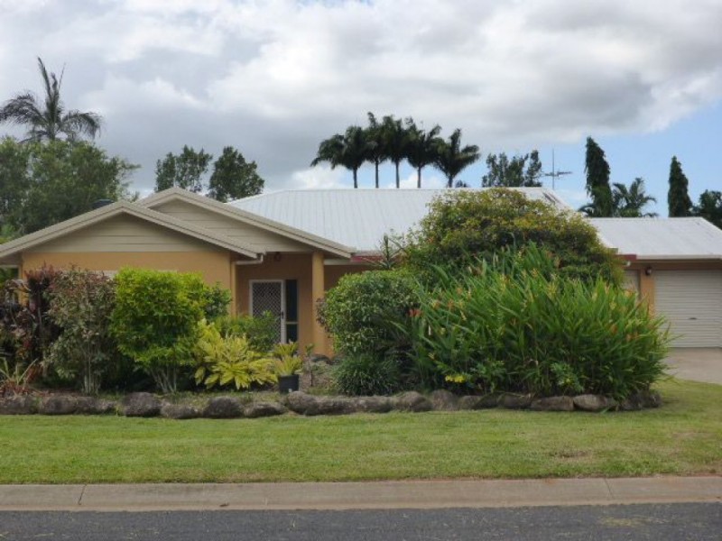 6 Allinga Close, Bentley Park QLD 4869