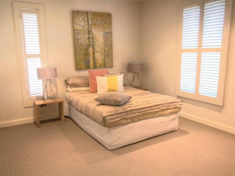 76 Golden Way, Bulleen VIC 3105