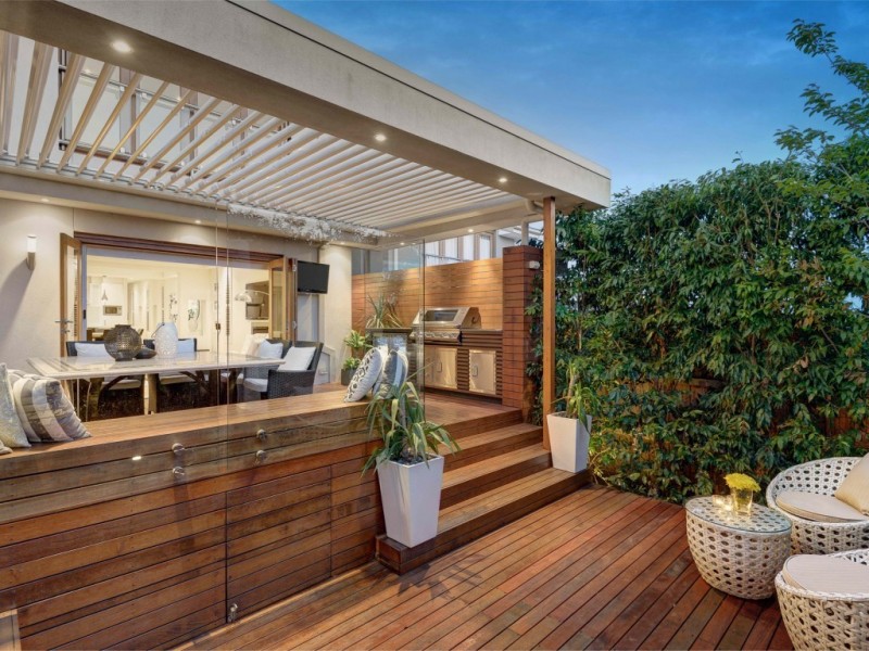 76 Golden Way, Bulleen VIC 3105