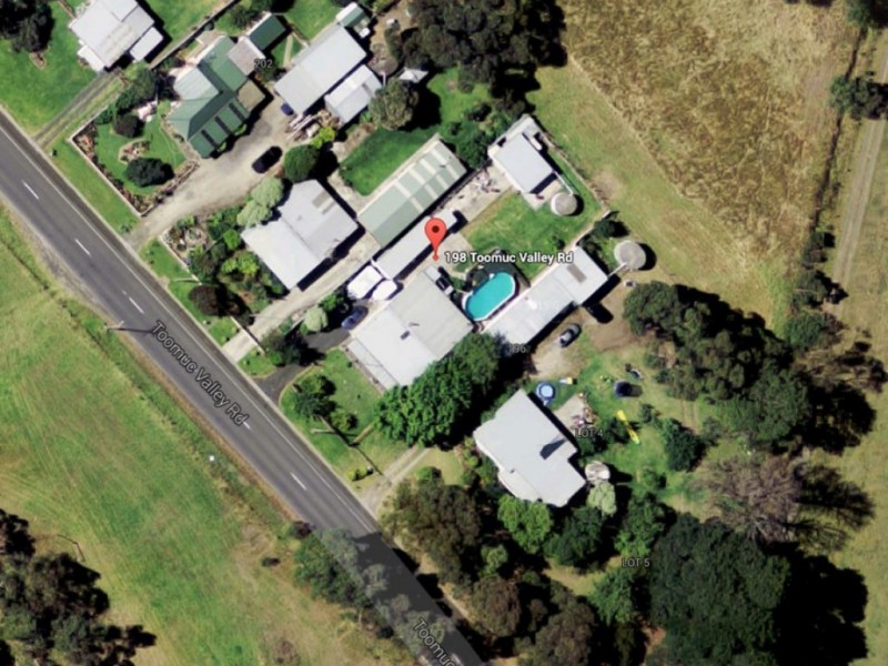 198 Toomuc Valley Road, Pakenham VIC 3810